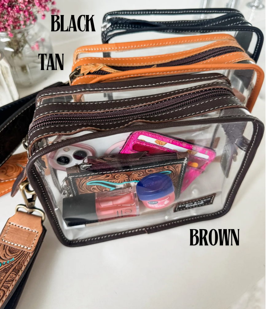 SUSAN'S CLEAR WRISTLET